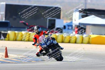 media/Feb-12-2022-SoCal Trackdays (Sat) [[3b21b94a56]]/Turn 2 (1045am)/